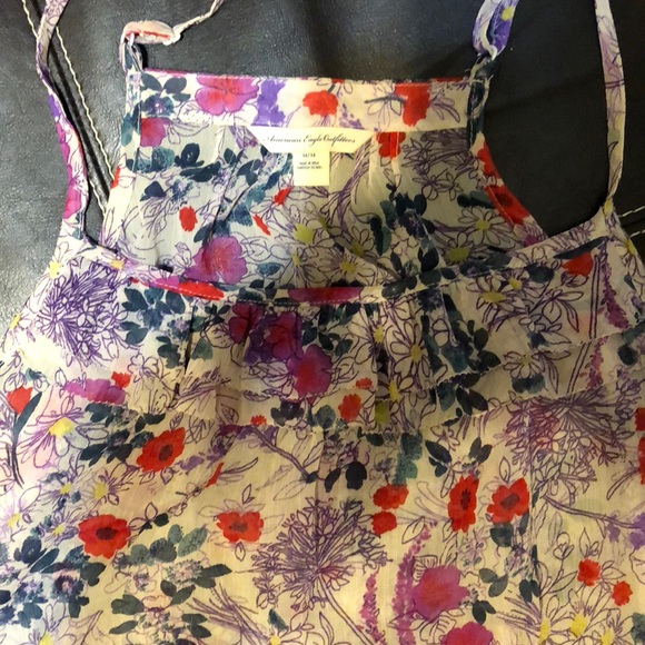 AE tank🌸 - Picture 2 of 5